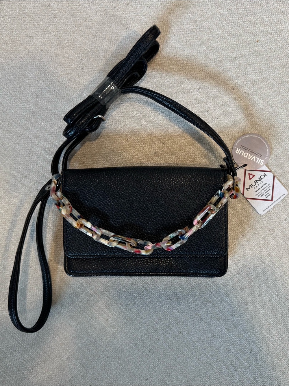 Mundi Vegan Leather Crossbody Bag Wallet in Black w/Acrylic Chain Handle, NWT
